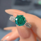 Elegant Silver-Plated Round Stone Adjustable Ring – Lightweight Zinc/Brass